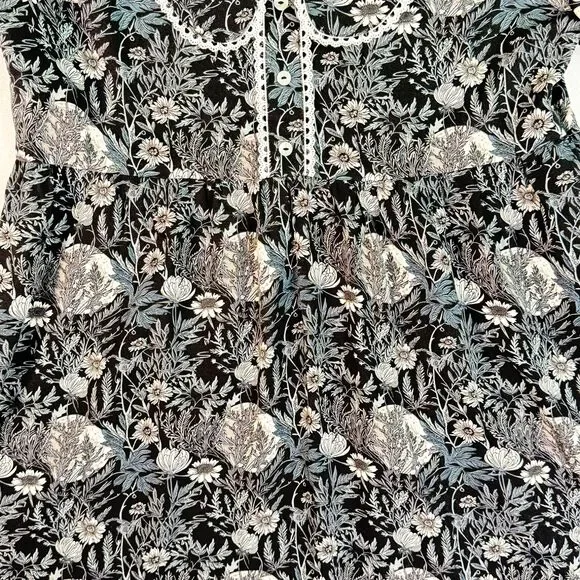 Disturbia | Nightbloom Collared Mini Dress | Sz 12 - Picture 5 of 5